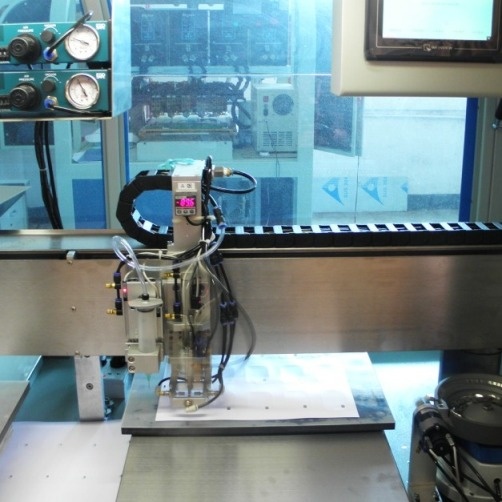 Contactless IC Module Picking-placing Machine YPP-4000